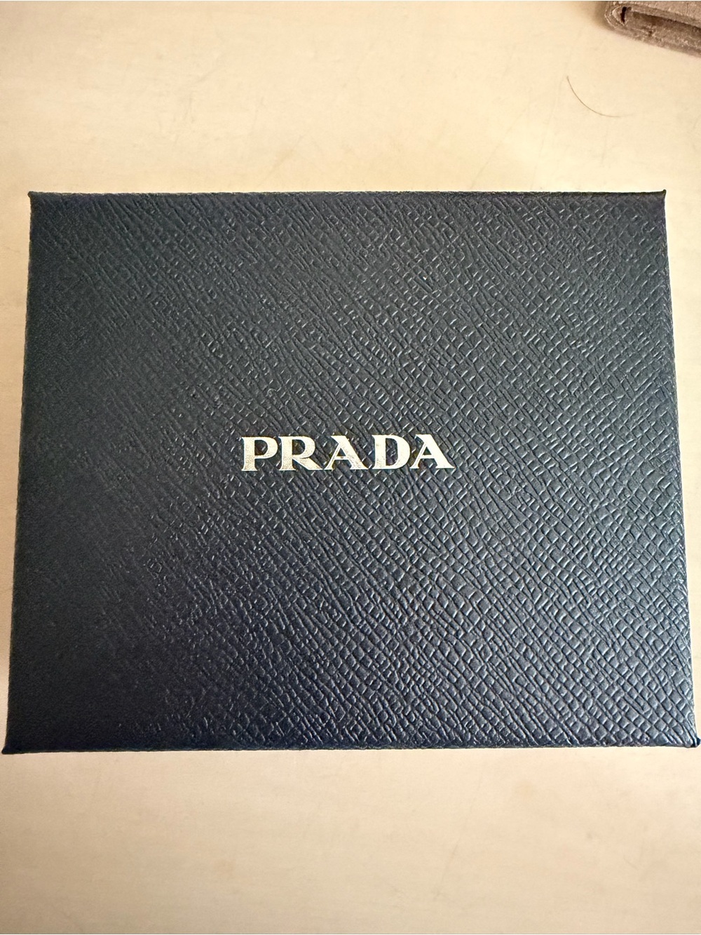 Prada Box - Picture 1 of 2